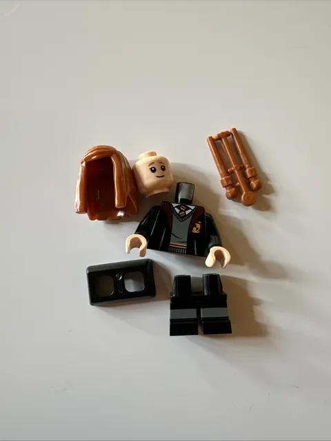 New LEGO Ginny Weasley Minifigure From Hogwarts Set 76473