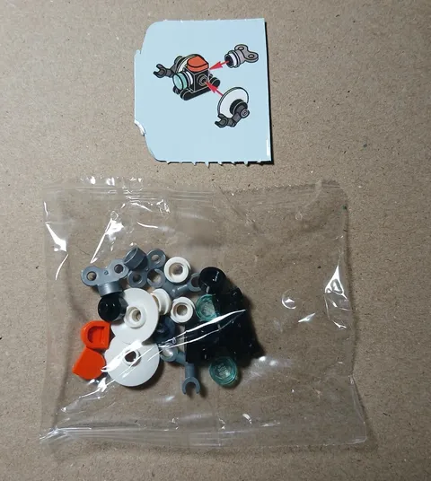 LEGO City 60475 Space Robot Christmas Advent Calendar Pieces - Sealed