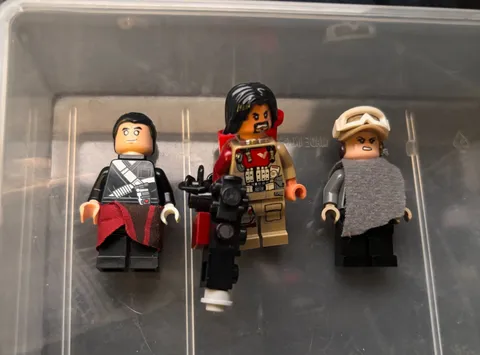 LEGO Star Wars Rogue One Chirrut Imwe sw0789 Baze Malbus sw0783 Jyn Ersos sw0791