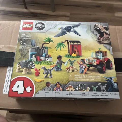 NEW Lego 76963 Baby Dinosaur Rescue Center Jurassic World