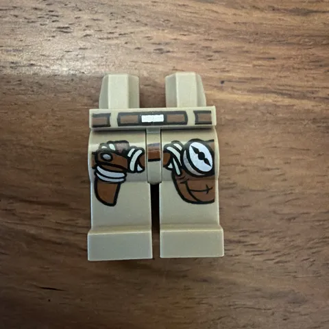 LEGO Minifigure Legs Holster COMPASS Cowboy Indiana Jones Western Gun Belt Khaki