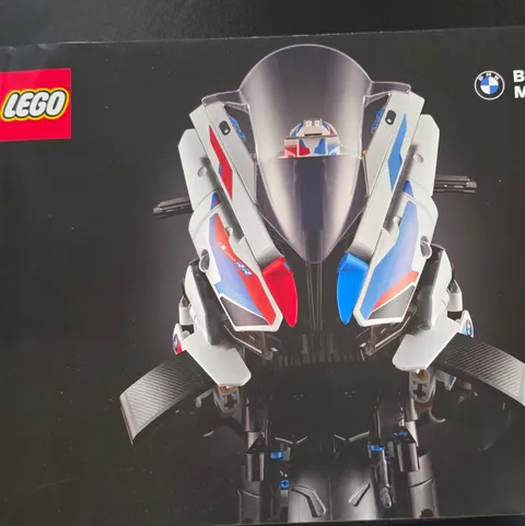 LEGO Technic BMW M 1000 RR Illustrated Instruction Manual Booklet
