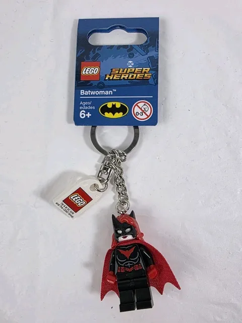 Lego DC Super Heroes Batwoman Keychain (853953)