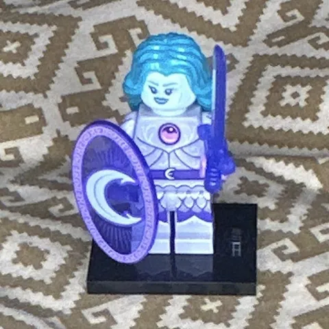 LEGO Minifigures Series 26 Space Blue Alien Minifigure w/ Shield