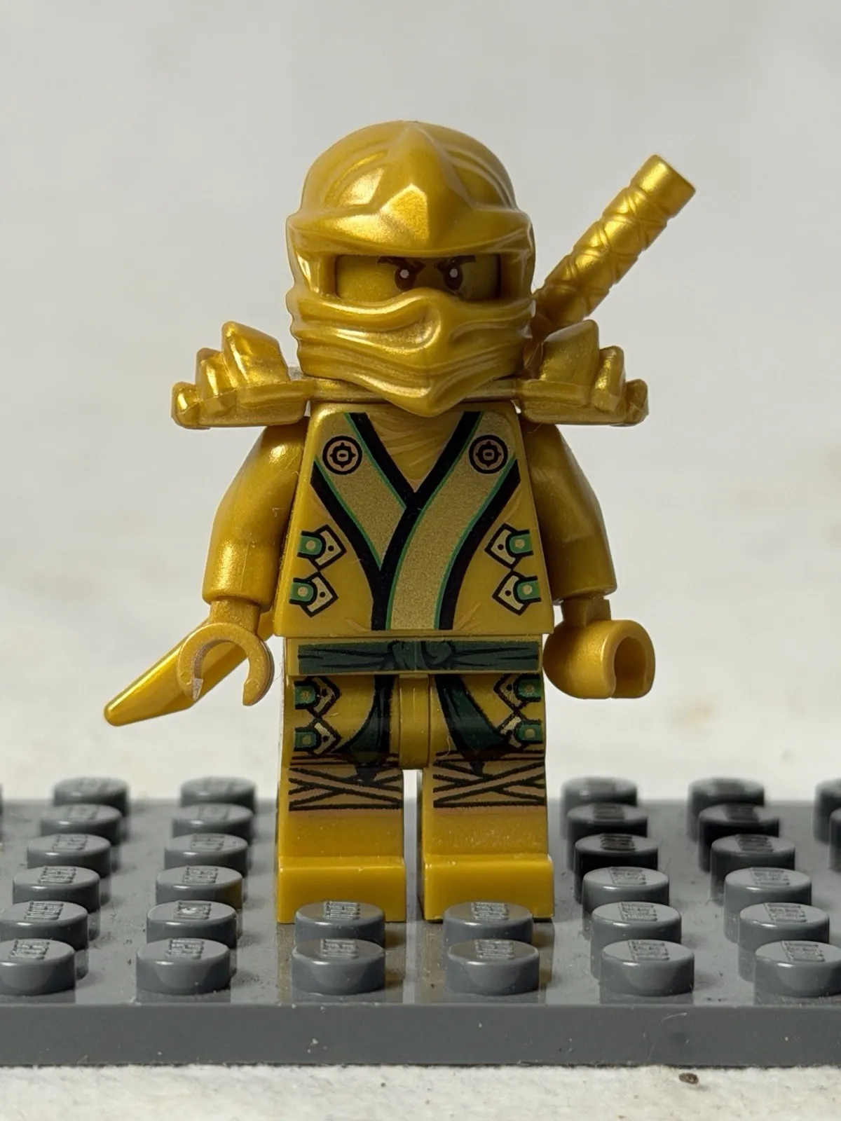 Lego Lloyd Minifigure Golden Ninja Ninjago Final Battle 70505 70503