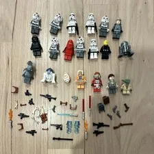 LEGO Star Wars Minifigure Lot w R2-D2 BB-8 Yoda storm Troopers +engineers weapon