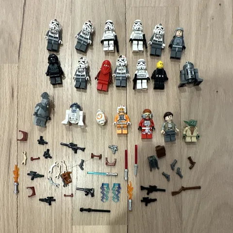 LEGO Star Wars Minifigure Lot w R2-D2 BB-8 Yoda storm Troopers +engineers weapon