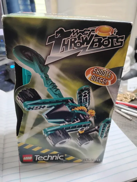 New Sealed LEGO 8522 Slizer Throwbots Spark Technic Retro 2000 Set