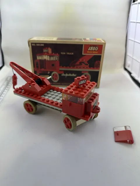 LEGO System Vintage Set 332 TOW TRUCK OPENED all pieces Error Read Description