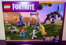 LEGO Fortnite 77075 Peely & Sparkplug’s Camp
