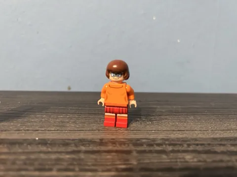 LEGO -  Velma Dinkley  - Scooby Doo Series Minifigure - GREAT CONDITION!