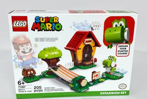 LEGO 71367 Super Mario House & Yoshi 205 Pcs New in Box