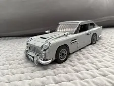LEGO James Bond Aston Martin DB5 (10262) – Built Display Model