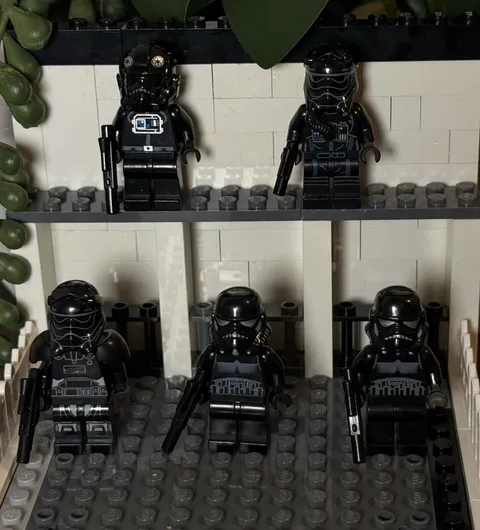 LEGO Star Wars Black Trooper Lot 5 Shadow Troopers TIE Pilots SW0166 SW0672