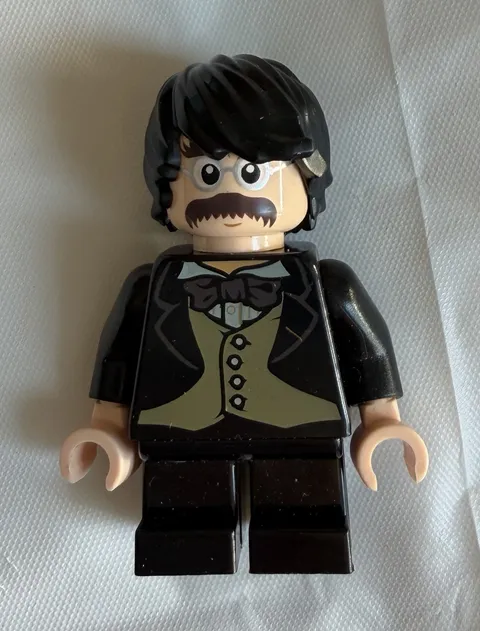LEGO Harry Potter Professor Flitwick Minifigure hp096 2010 Hogwarts 4842