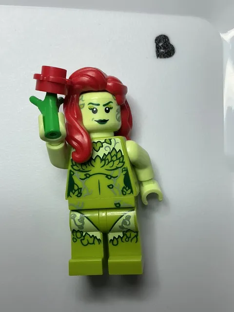 NEW LEGO 76300 DC Batman Arkham Asylum Minifigures  poison ivy