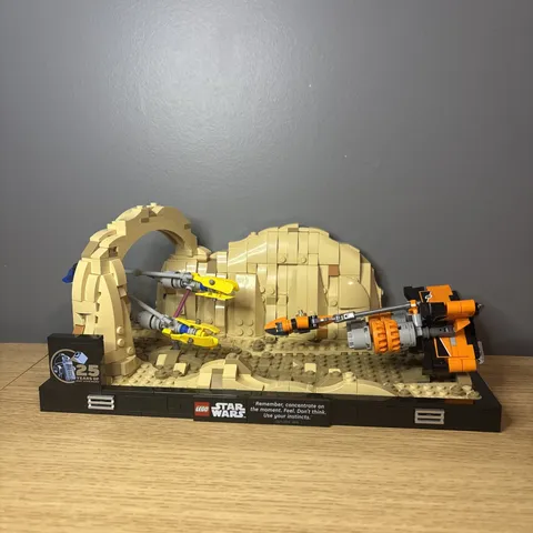 LEGO Set 75380 Star Wars Mos Espa Podrace Diorama Used- Complete Set