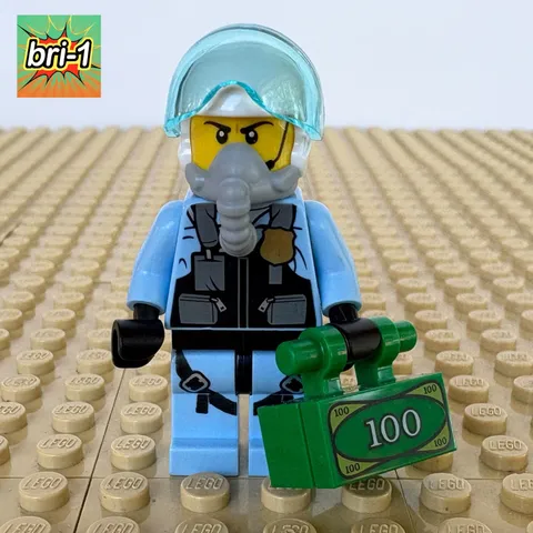 LEGO City, Sky Police: Jet Pilot, OXYGEN MASK, MONEY, cty0997, 60208 ARREST 2019