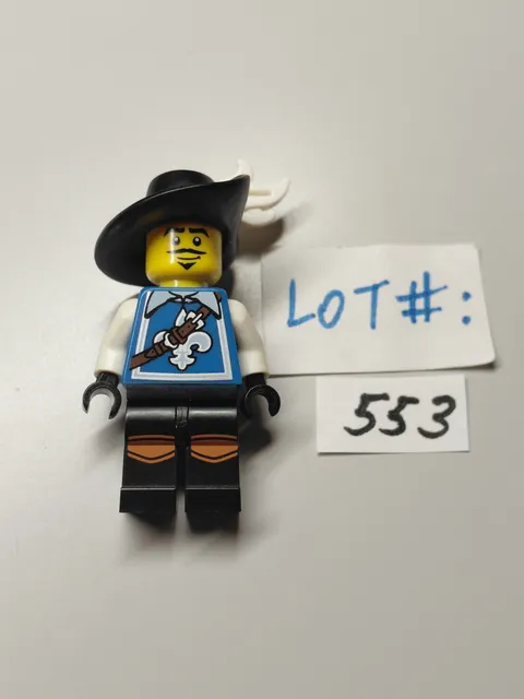 LEGO CMF Series 4: Musketeer Minifigure col051 (col04-3) Lot# 553 FREE SHIPPING 