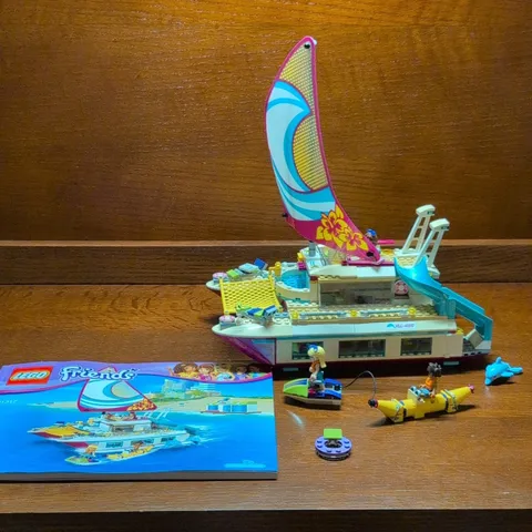 LEGO 41317 Friends Sunshine Catamaran 602pc  w/ instructions, no box