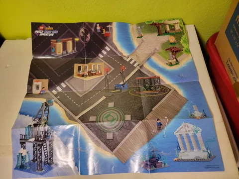 Lego DC Super Heroes: Build Your Own Adventure Playmat Poster Insert