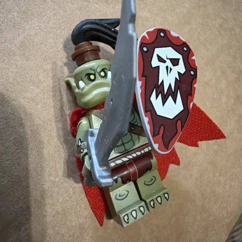 LEGO Orc Warrior Minifigure col24-7 Sword & Shield Collectible Ser 24 71037 L449