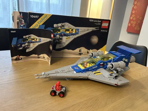 LEGO Icons: Galaxy Explorer (10497)