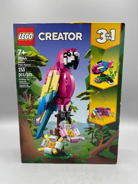 Factory Sealed LEGO CREATOR 3 in 1: Exotic Pink Parrot 31144 (READ)