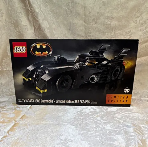 LEGO DC 1989 Batmobile Limited Edition 40433 366pcs Batman 7+ Set