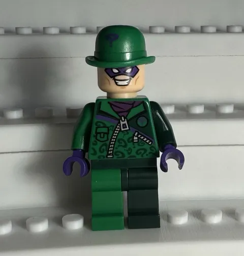 LEGO The Riddler Minifigure Green Bowler Hat Purple Mask Green Suit DC