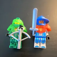 LEGO NEXO KNIGHTS Minifigures Lot of 2 Minifigures w/ ACCESORIES