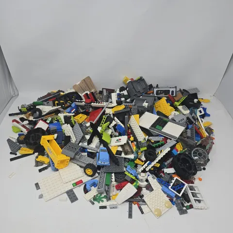 Lego Bulk Lot 5lb 11oz Assorted Pieces Partial Sets Star Wars Ninjago Town
