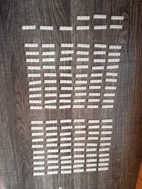 129 pieces White Genuine Lego 1 x 4 Plates; Part 3710 WYSIWYG IRL u get 129 pcs