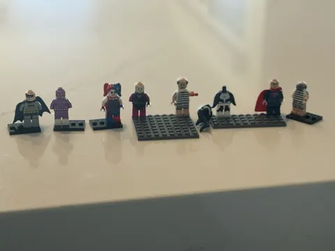 Complete And Incomplete DC Comics/ Batman Authentic Lego Minifigures Lot