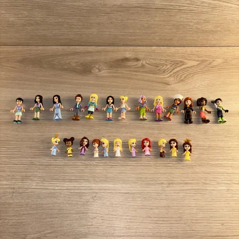 Lot Of 24 Lego Friends And Disney Minifigures