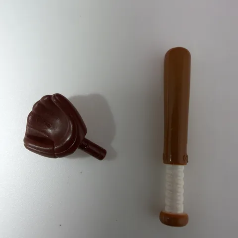 lego minifigure baseball glove 1 piece and 1 bat 1 piece