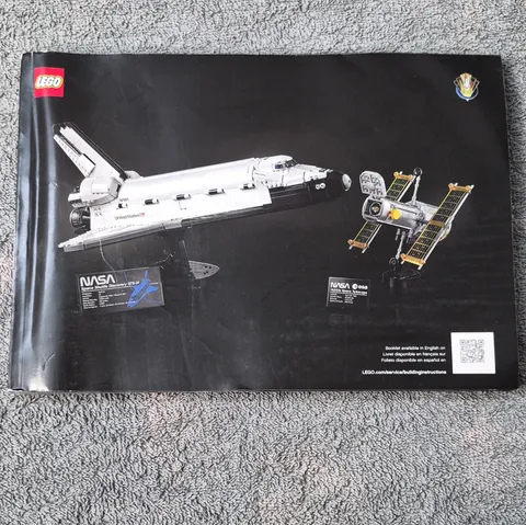 LEGO 10283 NASA Space Shuttle Discovery Manual Booklet Illustrated EN/FR/ES