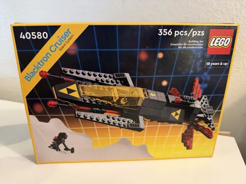 LEGO Icons: Blacktron Cruiser (40580)