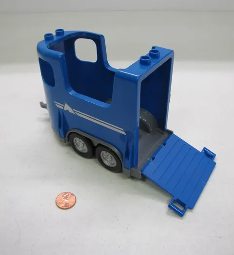 Lego Duplo BLUE FARM HORSE TRAILER Wheels Replacement Vehicle with TAIL GATE