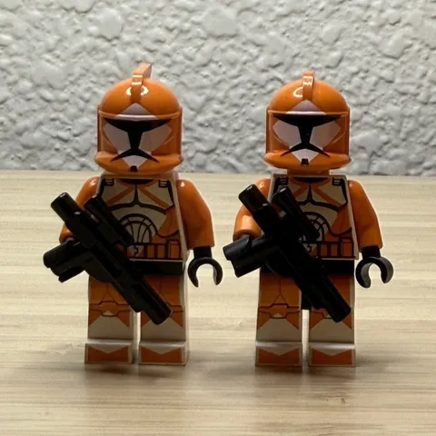 LEGO Star Wars Bomb squad clones lot with blasters