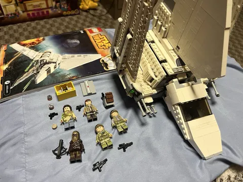 LEGO Star Wars 75094 Imperial Shuttle Tydirium Han Leia Chewbacca Captain Rex 👀