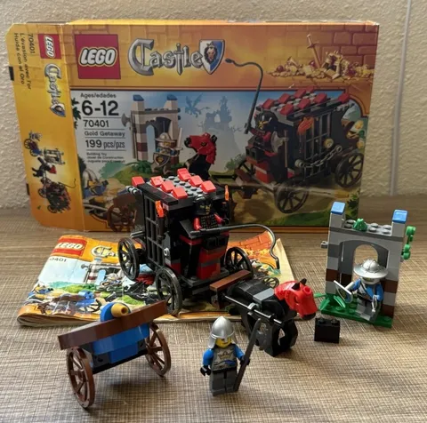LEGO 70401 CASTLE: Gold Getaway 100%  Complete +Box EUC!!