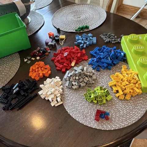 LEGO Bulk Lot Mixed Bricks & Pieces Parts Multicolor w/ Green Storage Box