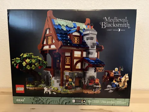 ⚒️ LEGO Ideas Medieval Blacksmith 21325 — Brand New & Factory Sealed