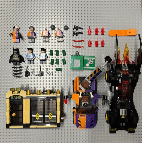 LEGO Batman: Batmobile and the Two-Face Chase (6864) - 99% Complete
