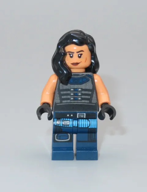 LEGO Star Wars New Cara Dune Carasythia minifigure 75315 75254