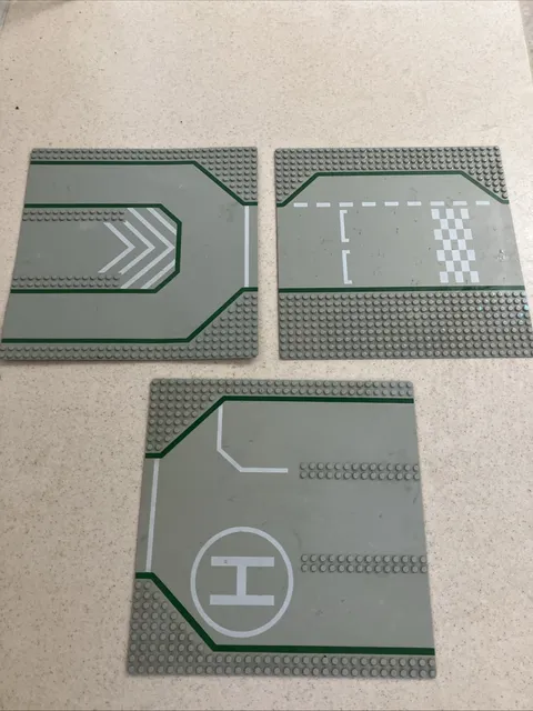 Lego Helipad Road Base Plates 32 x 32 Helicopter Vintage Light Gray Green