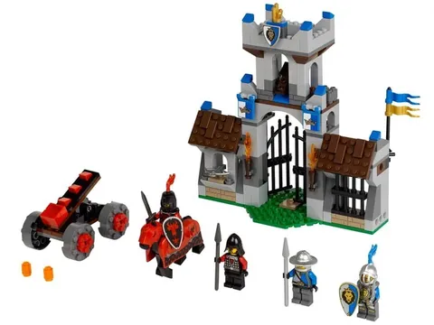 LEGO Castle: The Gatehouse Raid (70402)