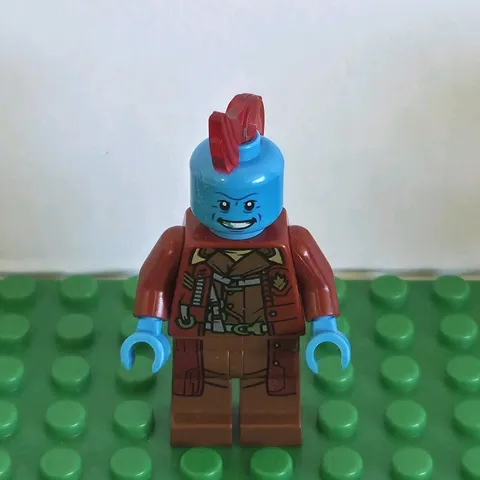 Lego 76080 Marvel Yondu Minifigure Authentic Guardians of the Galaxy Vol 2