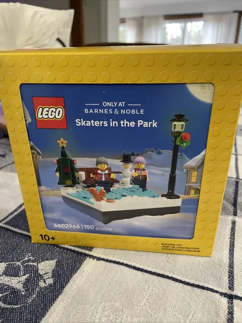 LEGO Skaters In The Park 6602966, New, Sealed, Limited Edition
